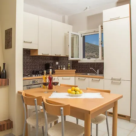 Apartamento Steps From Sea Cozy Flat